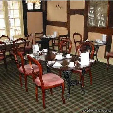 Crown Hotel 