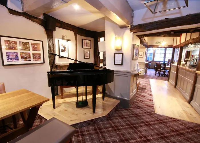 Crown Hotel
