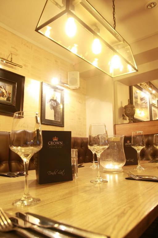Inn Crown Nantwich